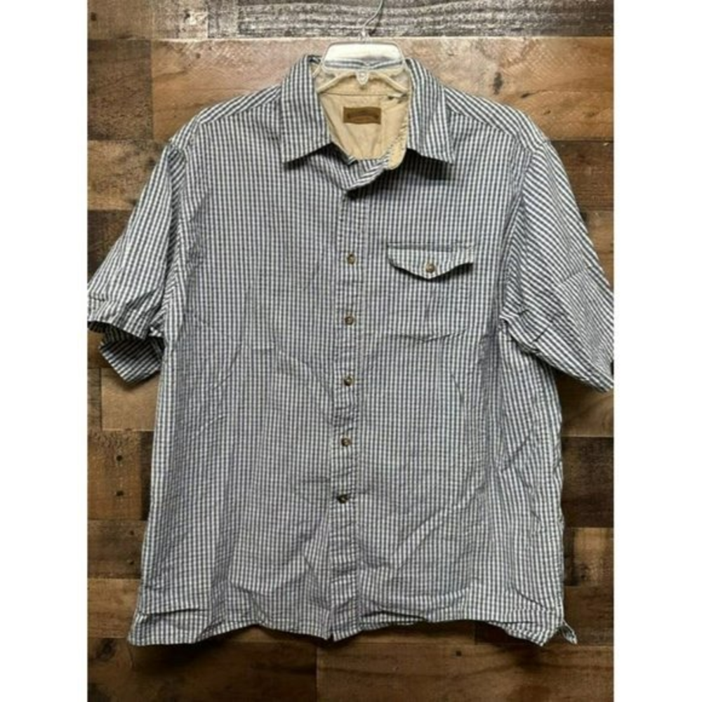 Field & Stream Men's Smocked Short Sleeve Button Up
